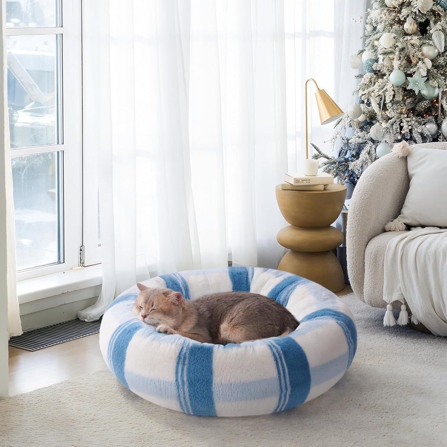 Plush Round Cat Bed For Indoor Cats