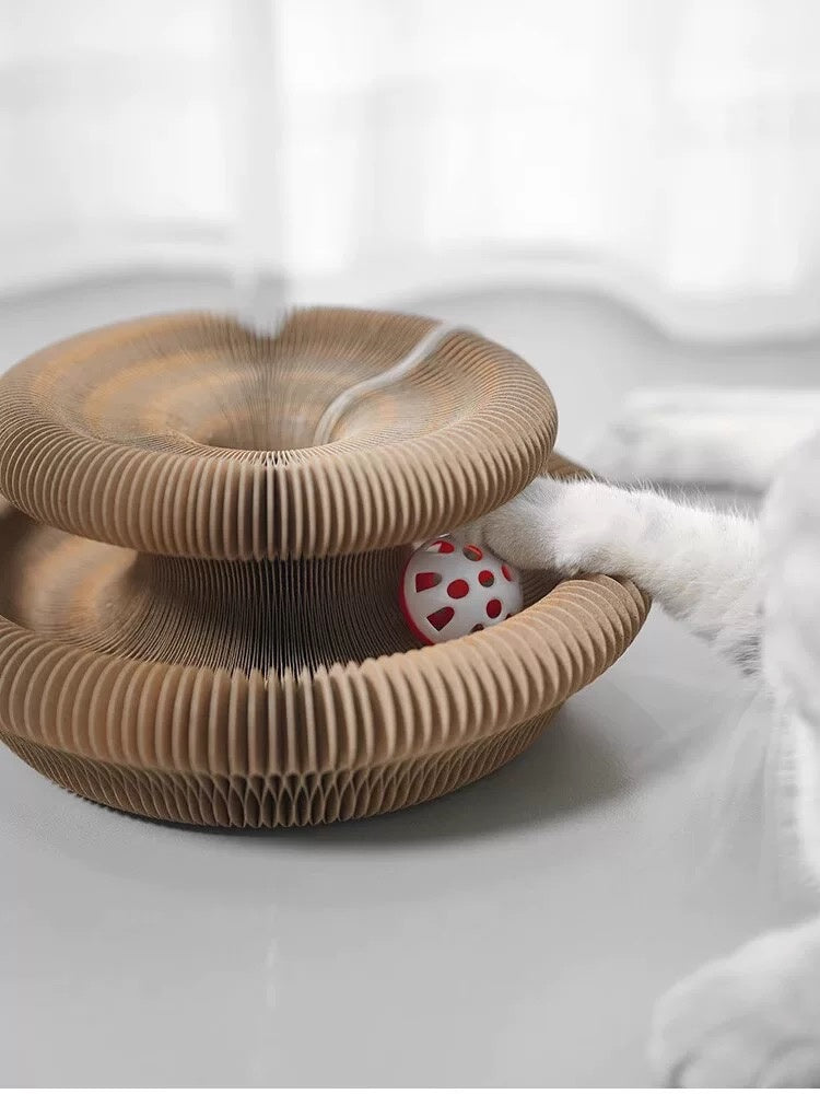 Folding Cat Scratcher – Foldable Interactive Toy